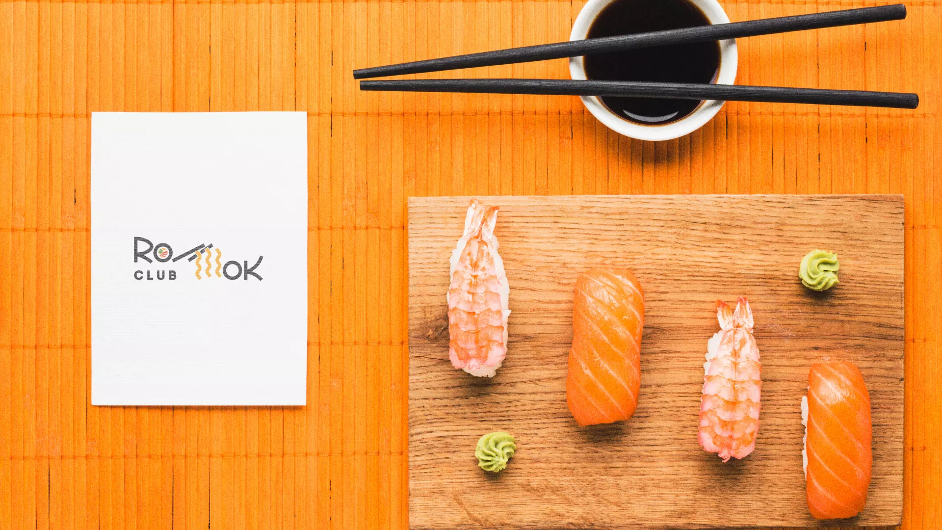 Создание логотипа суши-бара «Roll Wok Club» в Андреаполе